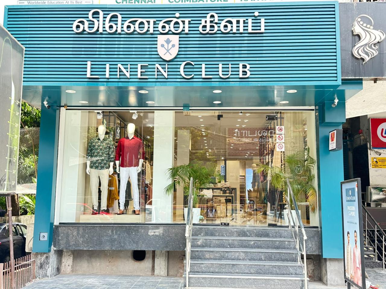 Linen Club retail store fixtures and display systems by Avinya Furnitures